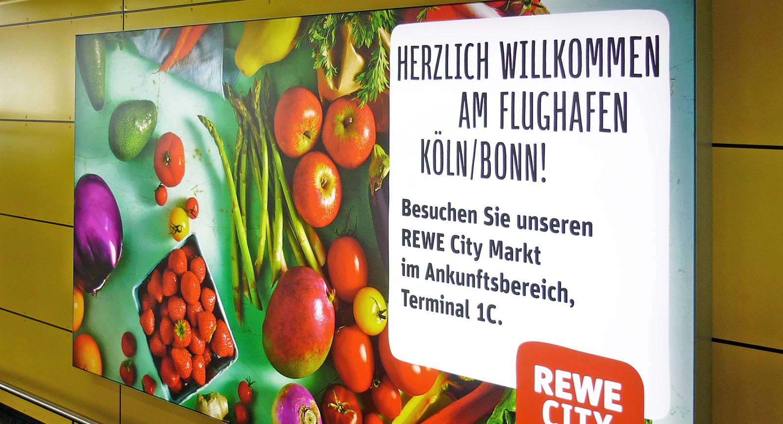 Best&#252;ckung von vorhandenen Leuchtdisplays - Druck auf Displayfolie und Montage